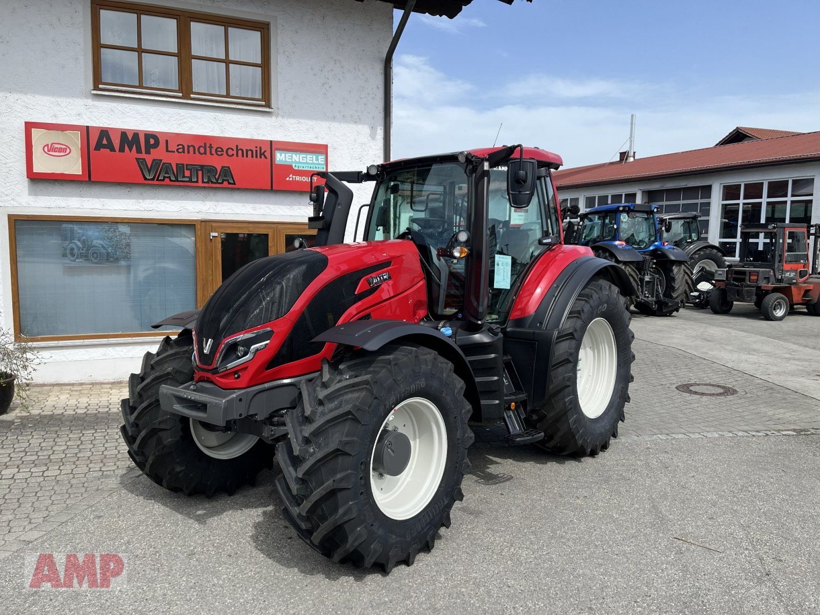 Traktor typu Valtra T145 Active, Neumaschine v Teising (Obrázek 1)
