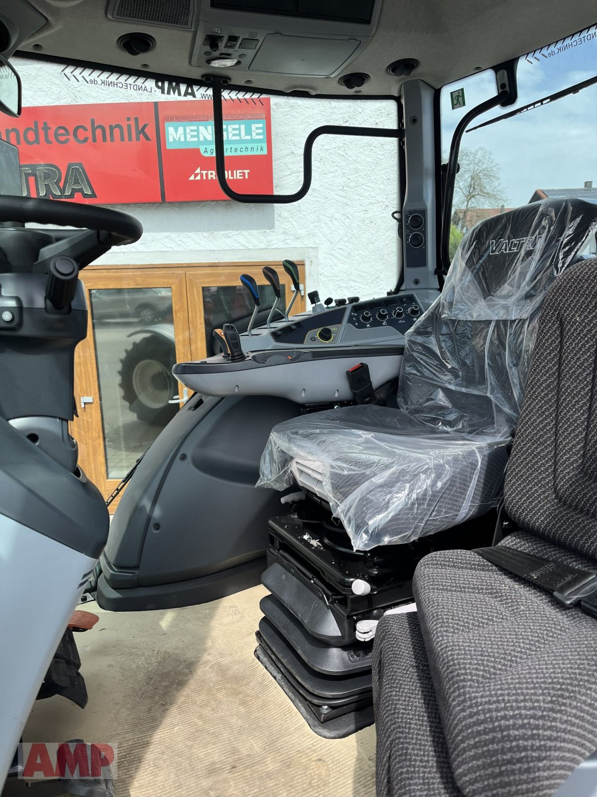 Traktor typu Valtra T145 Active, Neumaschine v Teising (Obrázek 7)