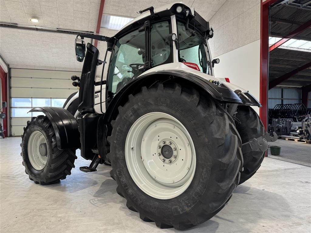 Traktor of the type Valtra T145 DIRECT KUN 1900 TIMER! MED SMARTTOUCH OG AUTOSTYRING!, Gebrauchtmaschine in Nørager (Picture 10)