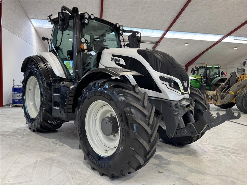 Traktor du type Valtra T145 DIRECT KUN 1900 TIMER! MED SMARTTOUCH OG AUTOSTYRING!, Gebrauchtmaschine en Nørager (Photo 5)