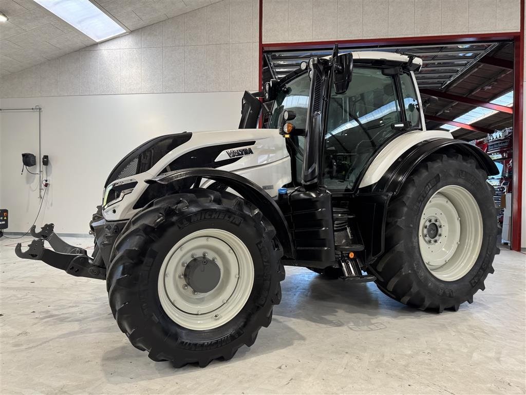 Traktor du type Valtra T145 DIRECT KUN 1900 TIMER! MED SMARTTOUCH OG AUTOSTYRING!, Gebrauchtmaschine en Nørager (Photo 2)