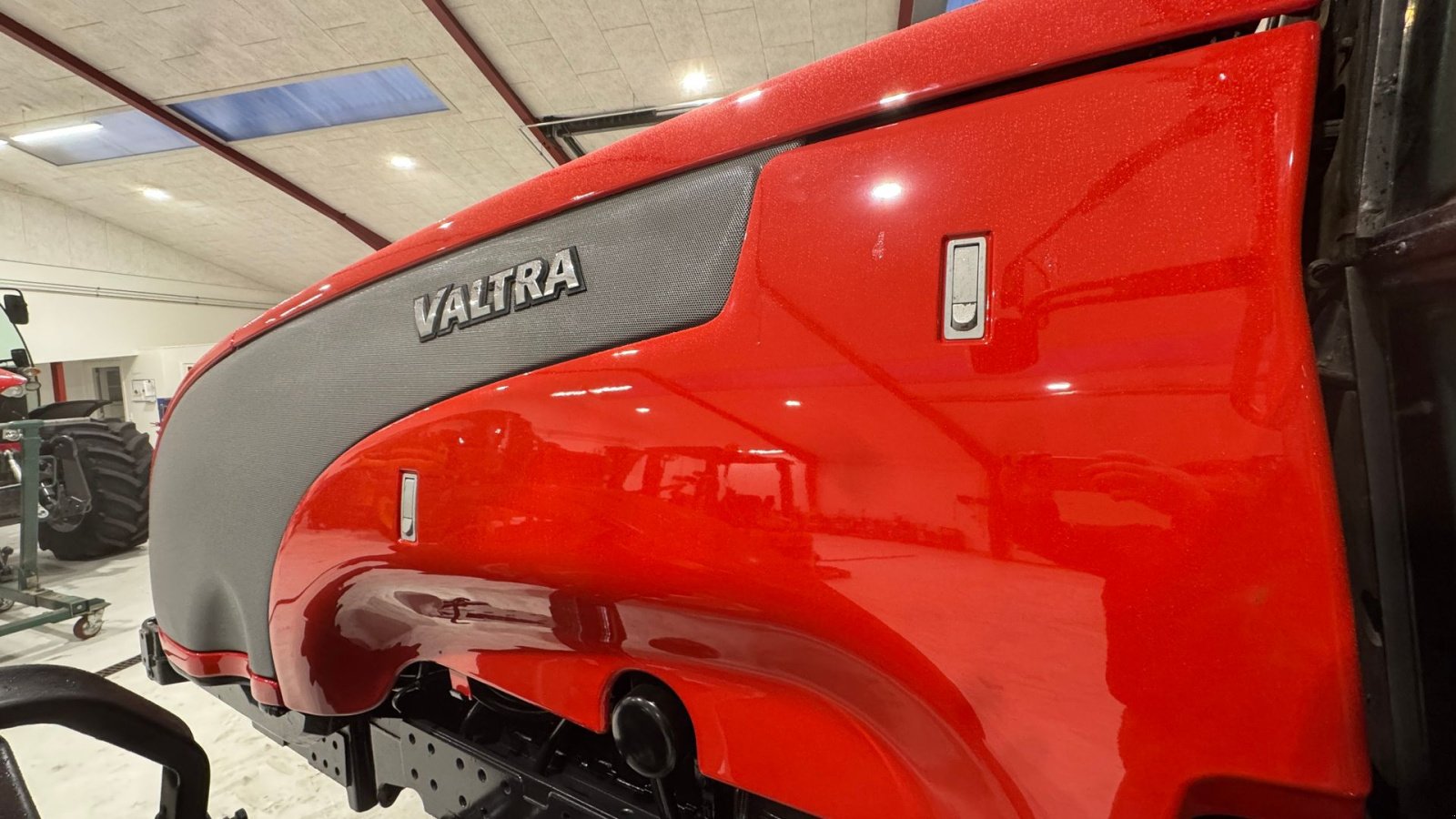 Traktor типа Valtra T150 KUN 4900 TIMER!, Gebrauchtmaschine в Nørager (Фотография 14)