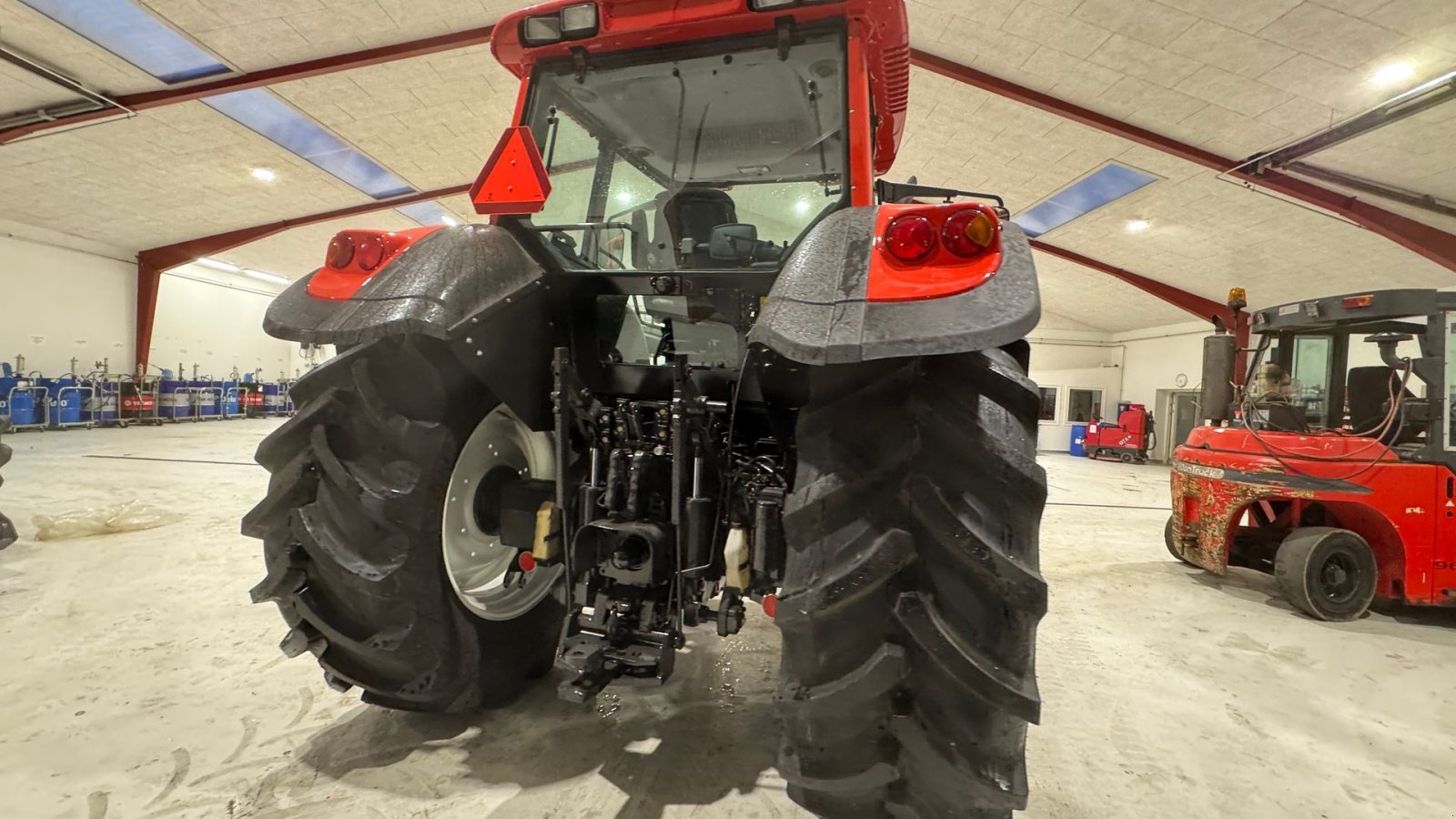 Traktor типа Valtra T150 KUN 4900 TIMER!, Gebrauchtmaschine в Nørager (Фотография 12)