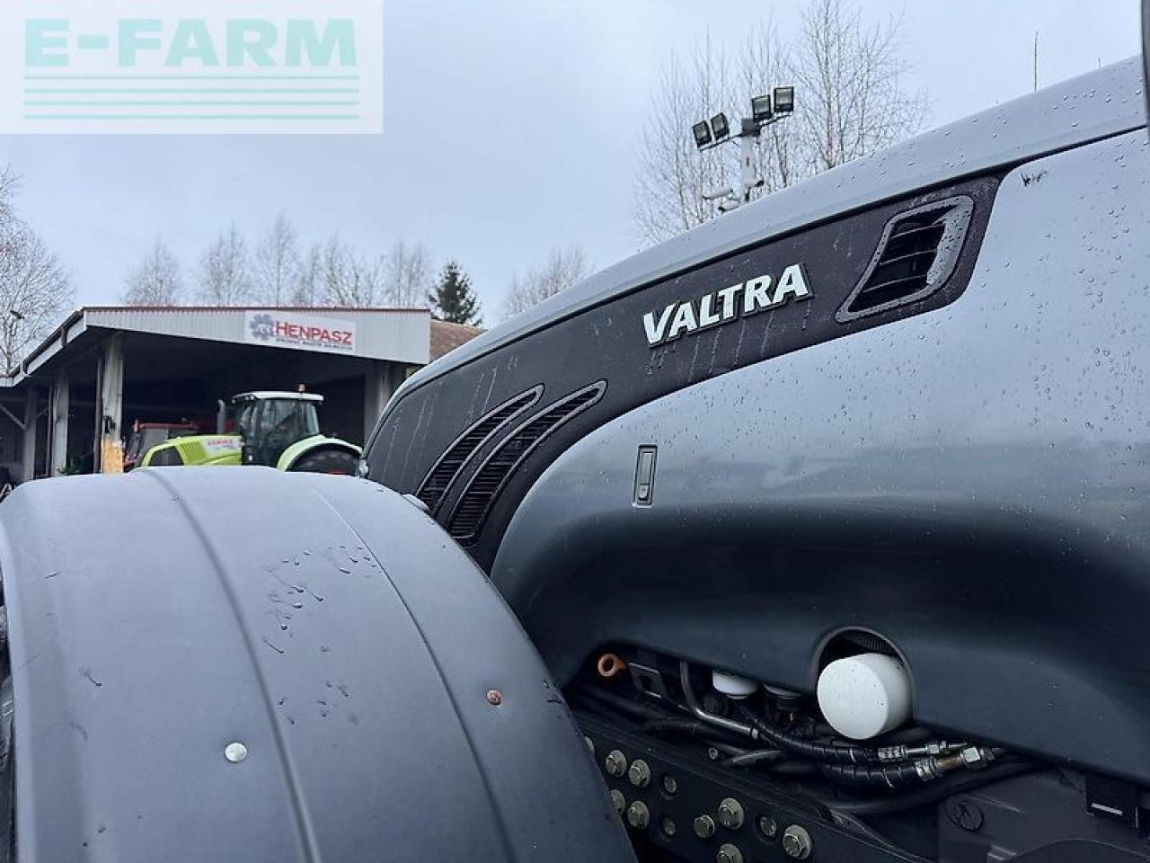 Traktor typu Valtra t153 hitech HiTech, Gebrauchtmaschine w DAMAS?AWEK (Zdjęcie 29)