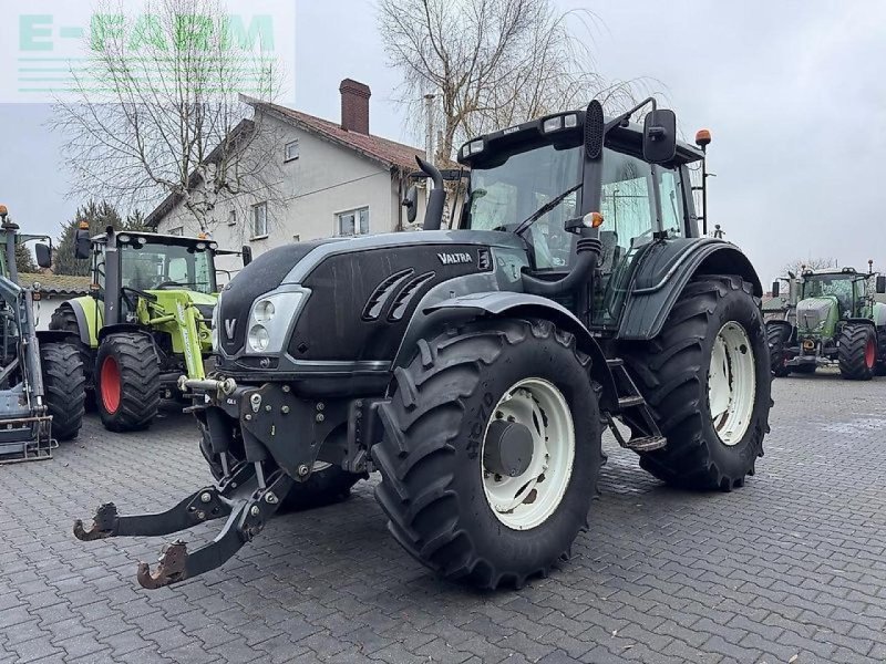 Traktor za tip Valtra t153 hitech, Gebrauchtmaschine u DAMAS?AWEK