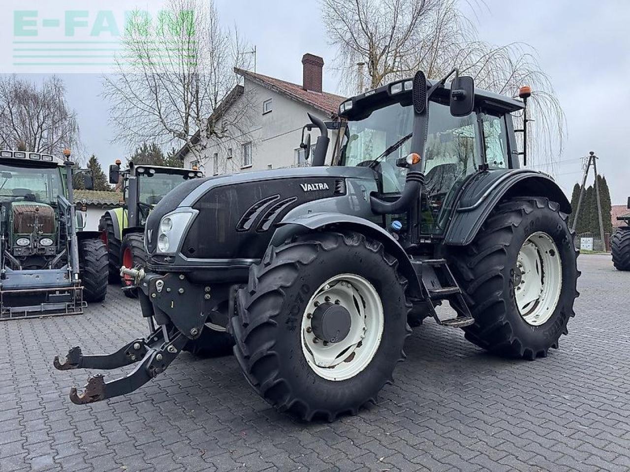 Traktor typu Valtra t153 hitech, Gebrauchtmaschine w DAMAS?AWEK (Zdjęcie 10)