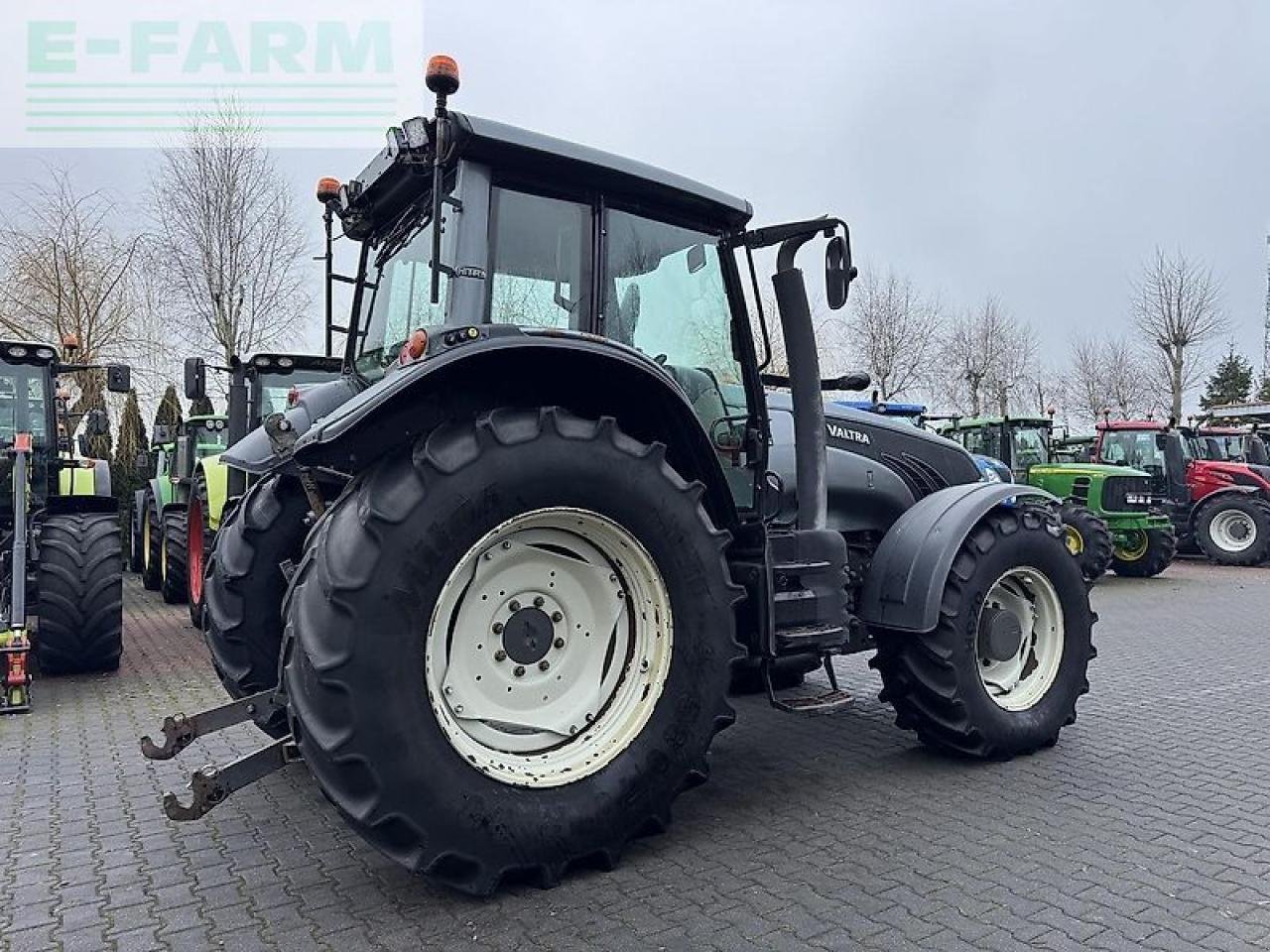 Traktor typu Valtra t153 hitech, Gebrauchtmaschine v DAMAS?AWEK (Obrázok 5)