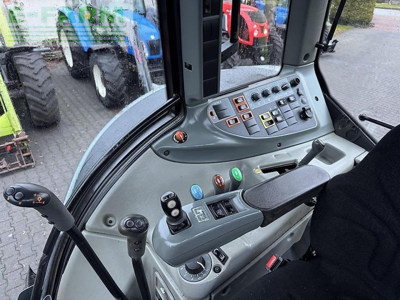 Traktor typu Valtra t153 hitech, Gebrauchtmaschine v DAMAS?AWEK (Obrázok 16)