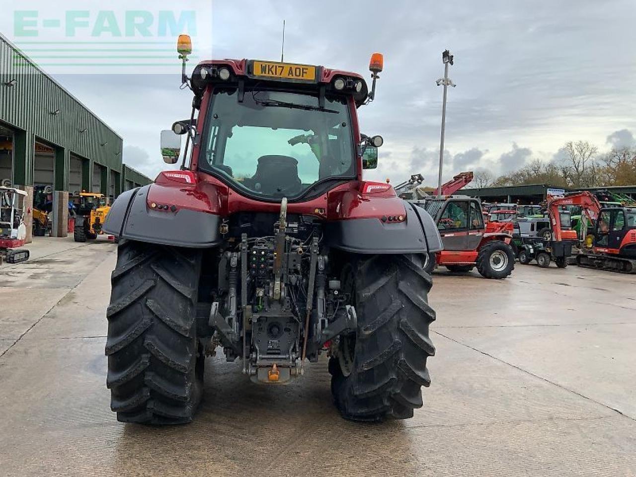 Traktor van het type Valtra t154 active tractor (st25061) Active, Gebrauchtmaschine in SHAFTESBURY (Foto 7)