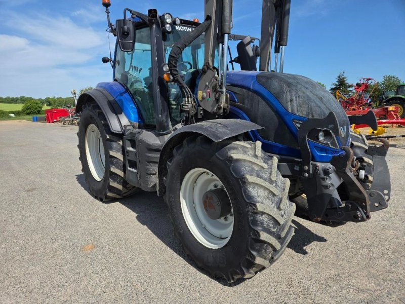Traktor del tipo Valtra T154 Active, Gebrauchtmaschine en ATHIS (Imagen 1)