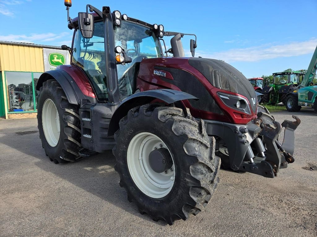 Traktor tip Valtra T154 H, Gebrauchtmaschine in ATHIS (Poză 10)