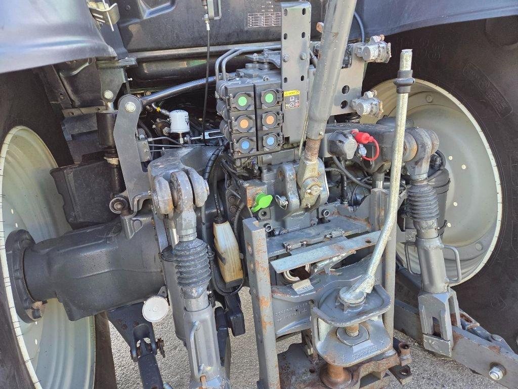Traktor tip Valtra T154 H, Gebrauchtmaschine in ATHIS (Poză 3)