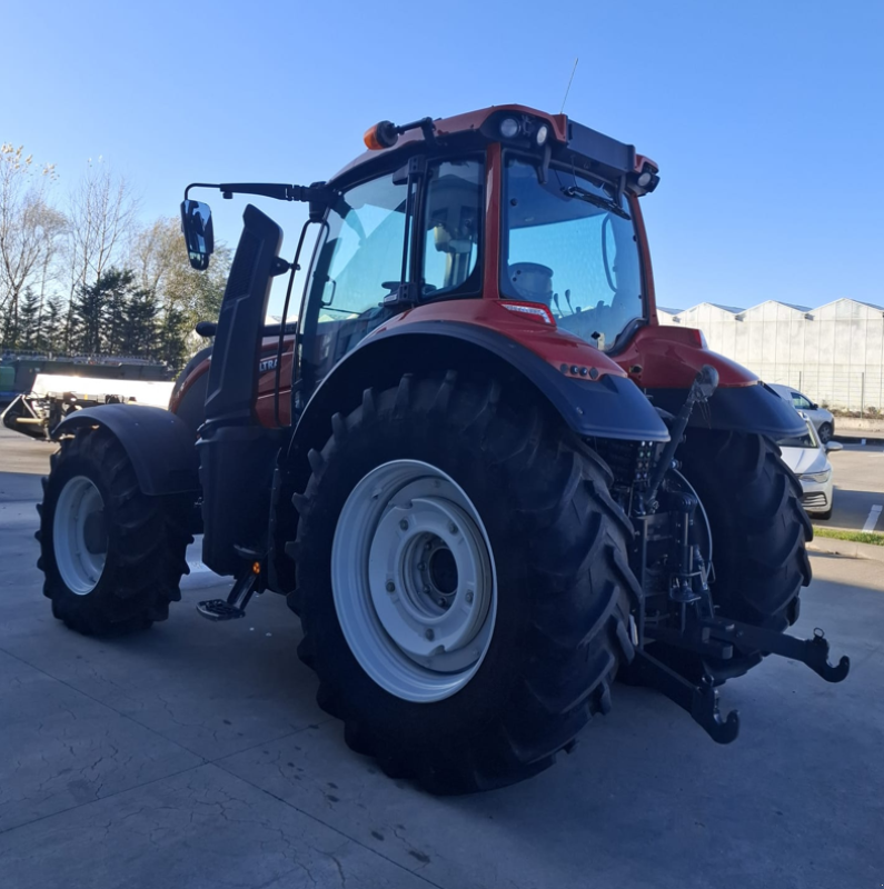 Traktor типа Valtra T154 H, Gebrauchtmaschine в Orţişoara (Фотография 4)