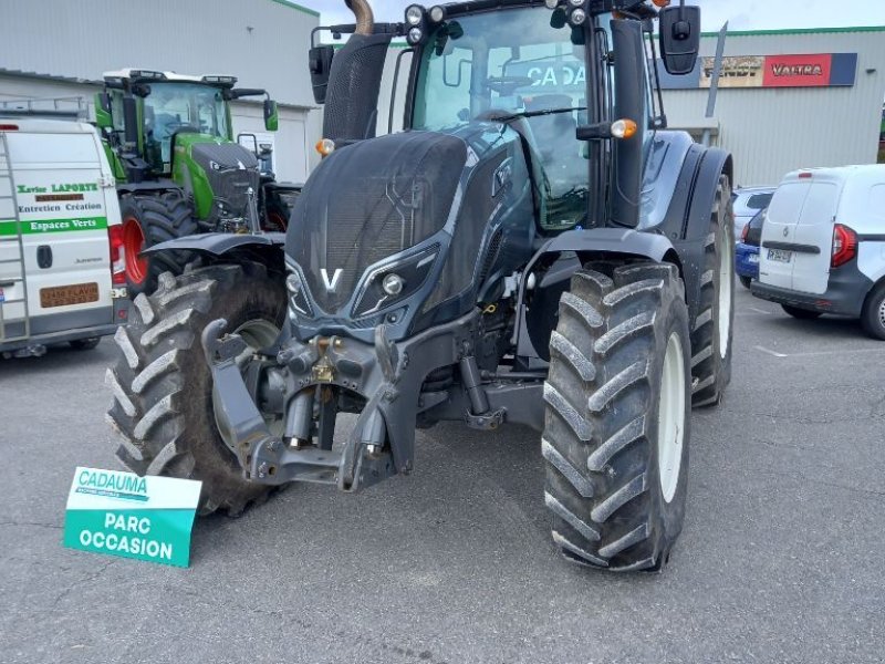 Traktor типа Valtra T154 Hitech, Gebrauchtmaschine в Calmont (Фотография 1)