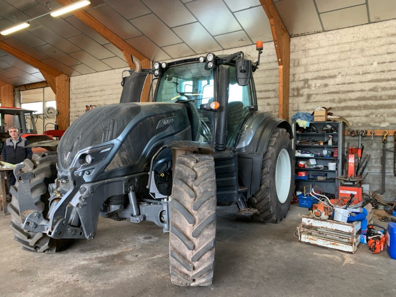 Traktor du type Valtra T154 Hitech, Gebrauchtmaschine en Millau (Photo 1)