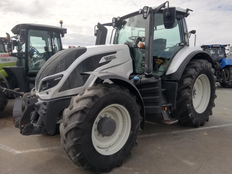Valtra T154, Gebrauchtmaschine, Baujahr: 2019, Betriebsstunden / Hektar: 5441 (Bild 1) Traktor des Typs Valtra T154, Gebrauchtmaschine in CONDE SUR VIRE (Bild 1)