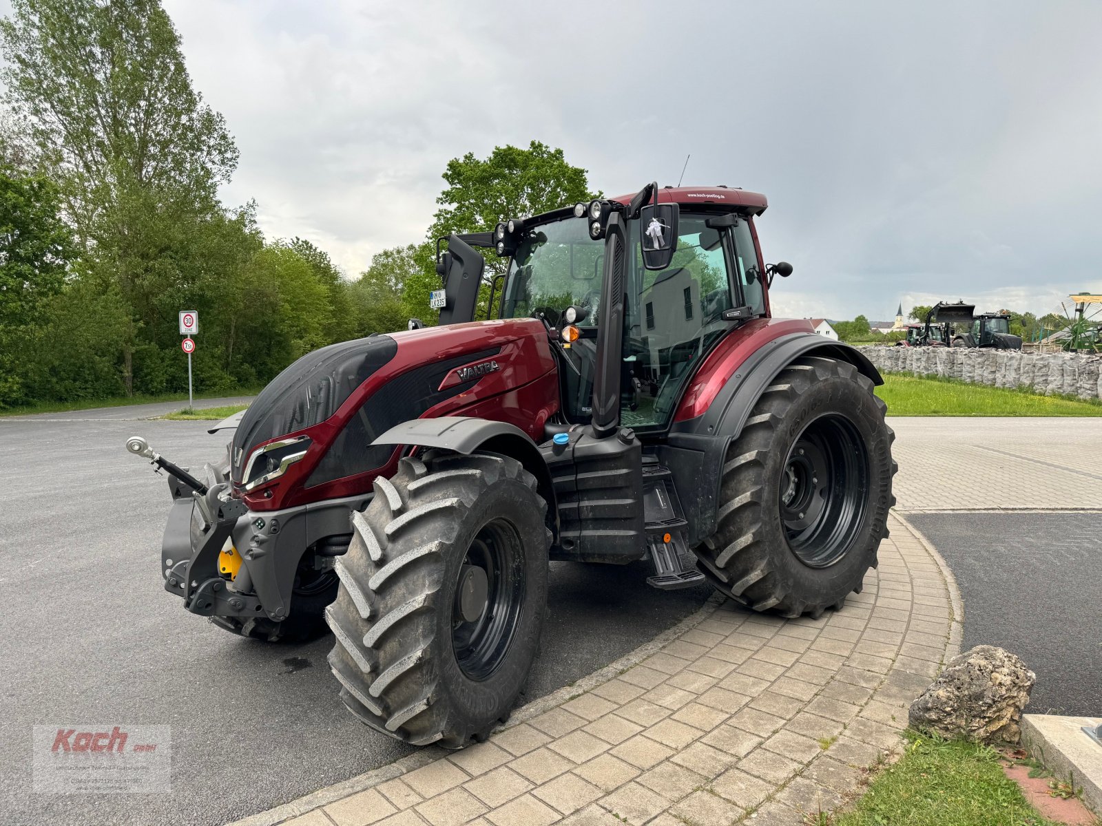 Traktor des Typs Valtra T155 A, Gebrauchtmaschine in Neumarkt / Pölling (Bild 8)