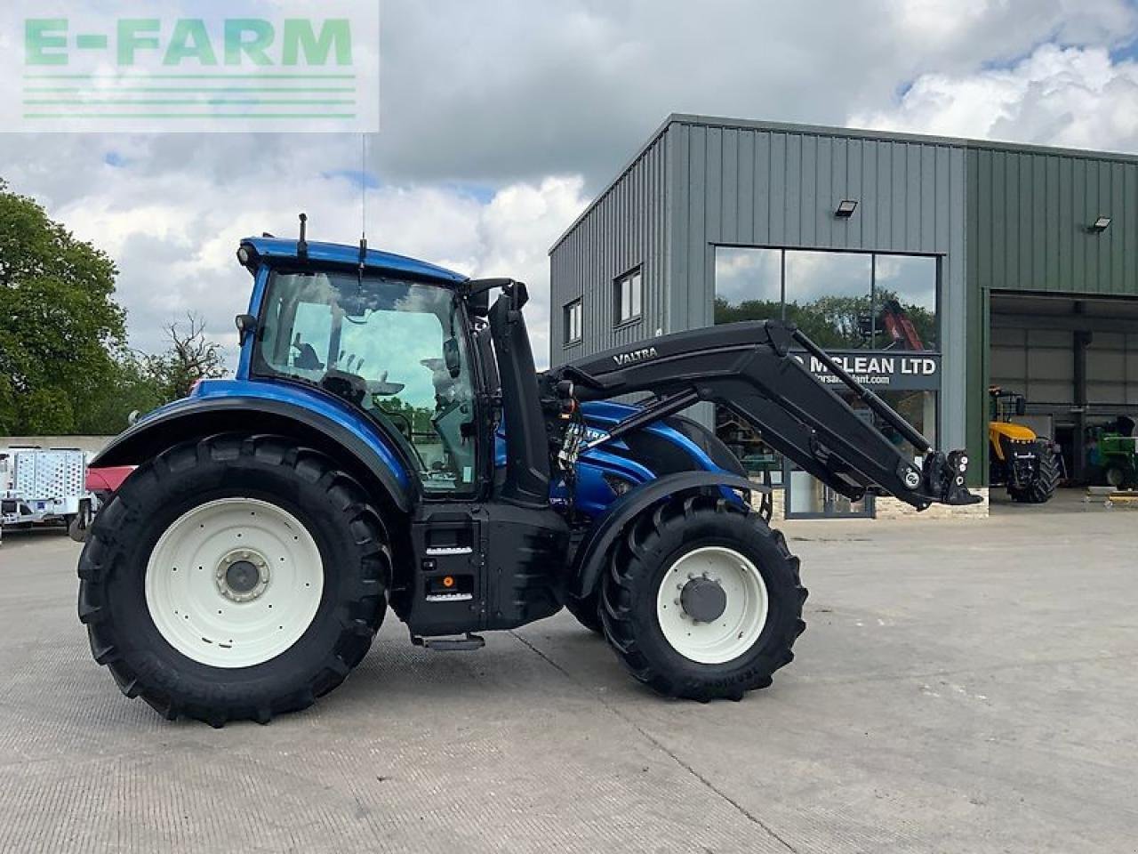 Traktor tip Valtra t155 active (st26475), Gebrauchtmaschine in SHAFTESBURY (Poză 2)