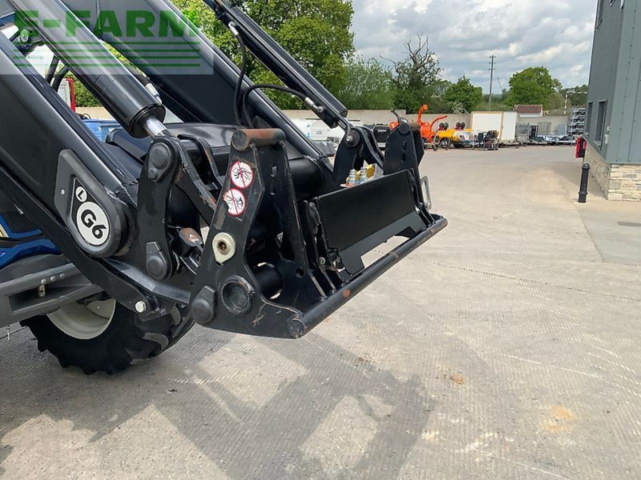 Traktor tip Valtra t155 active (st26475), Gebrauchtmaschine in SHAFTESBURY (Poză 11)