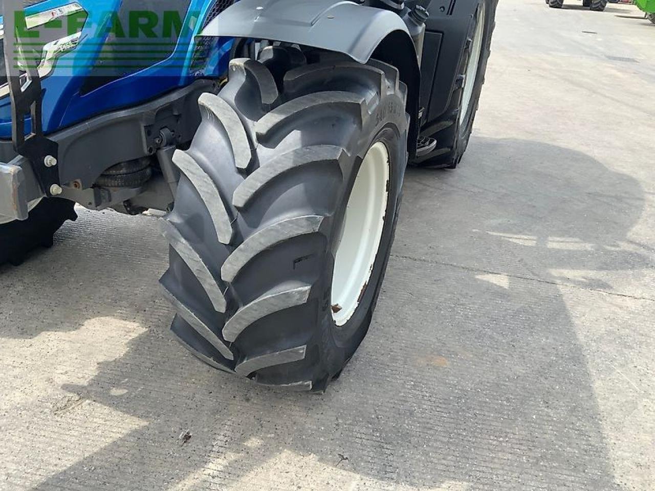 Traktor tip Valtra t155 active (st26475), Gebrauchtmaschine in SHAFTESBURY (Poză 13)