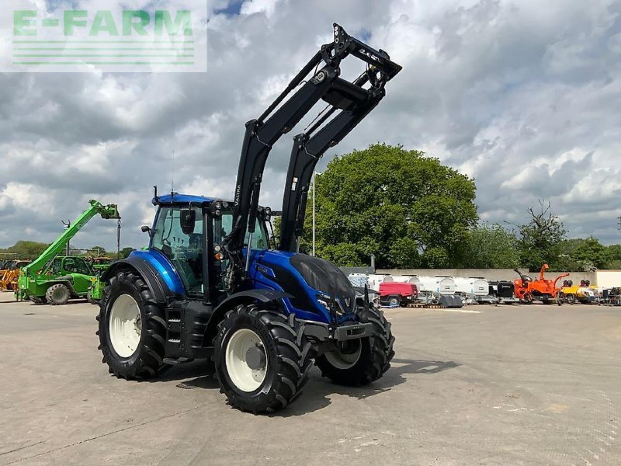 Traktor tip Valtra t155 active (st26475), Gebrauchtmaschine in SHAFTESBURY (Poză 19)