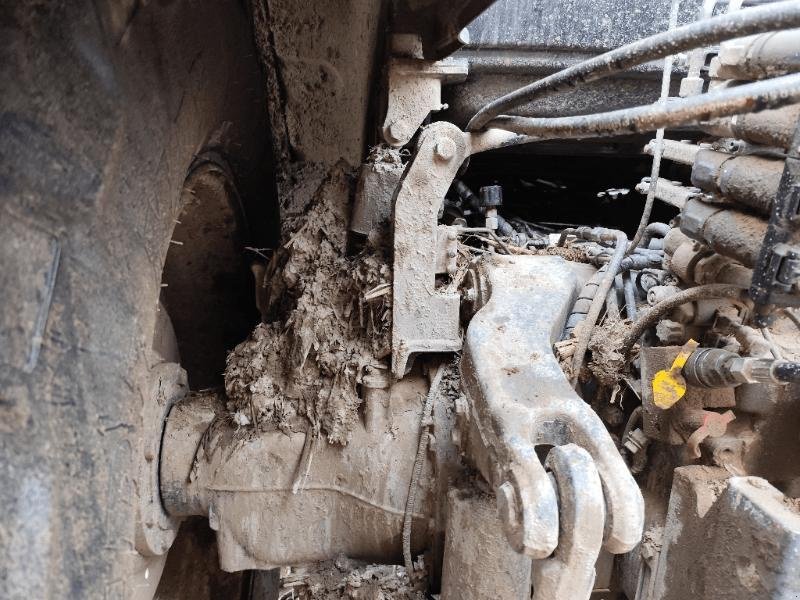 Traktor des Typs Valtra T155, Gebrauchtmaschine in CORNY MACHEROMENIL (Bild 9)