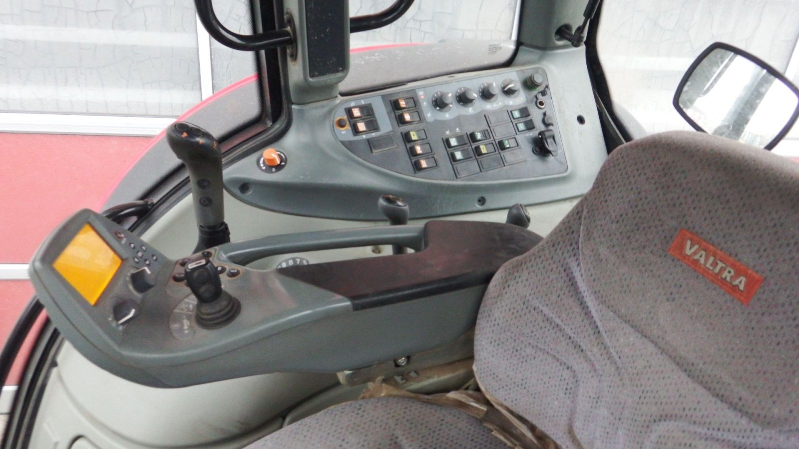 Traktor typu Valtra T161 Advance, Gebrauchtmaschine w Hobro (Zdjęcie 6)