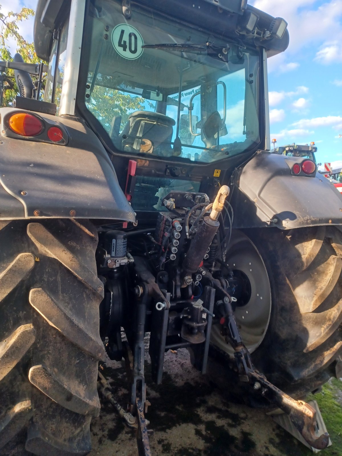 Traktor typu Valtra T161 Advance, Gebrauchtmaschine v Uffenheim (Obrázek 13)