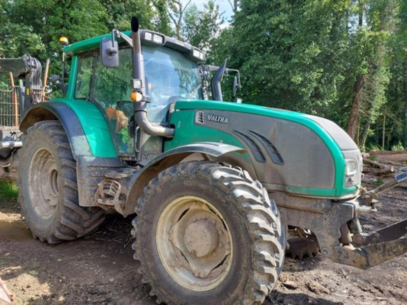 Traktor del tipo Valtra T162, Gebrauchtmaschine In STENAY (Immagine 1)