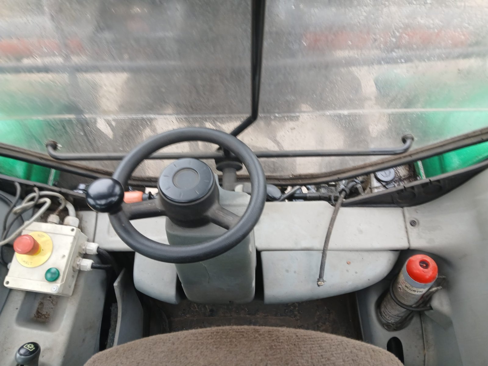 Traktor van het type Valtra T162, Gebrauchtmaschine in Tannhausen (Foto 15)