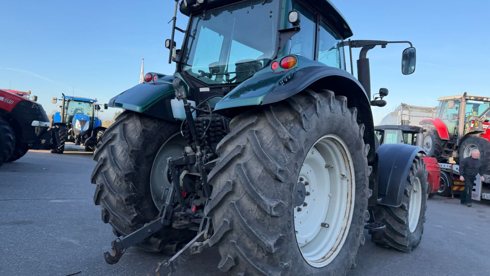 Traktor типа Valtra T163 DIRECT KUN 2600 TIMER!, Gebrauchtmaschine в Nørager (Фотография 12)