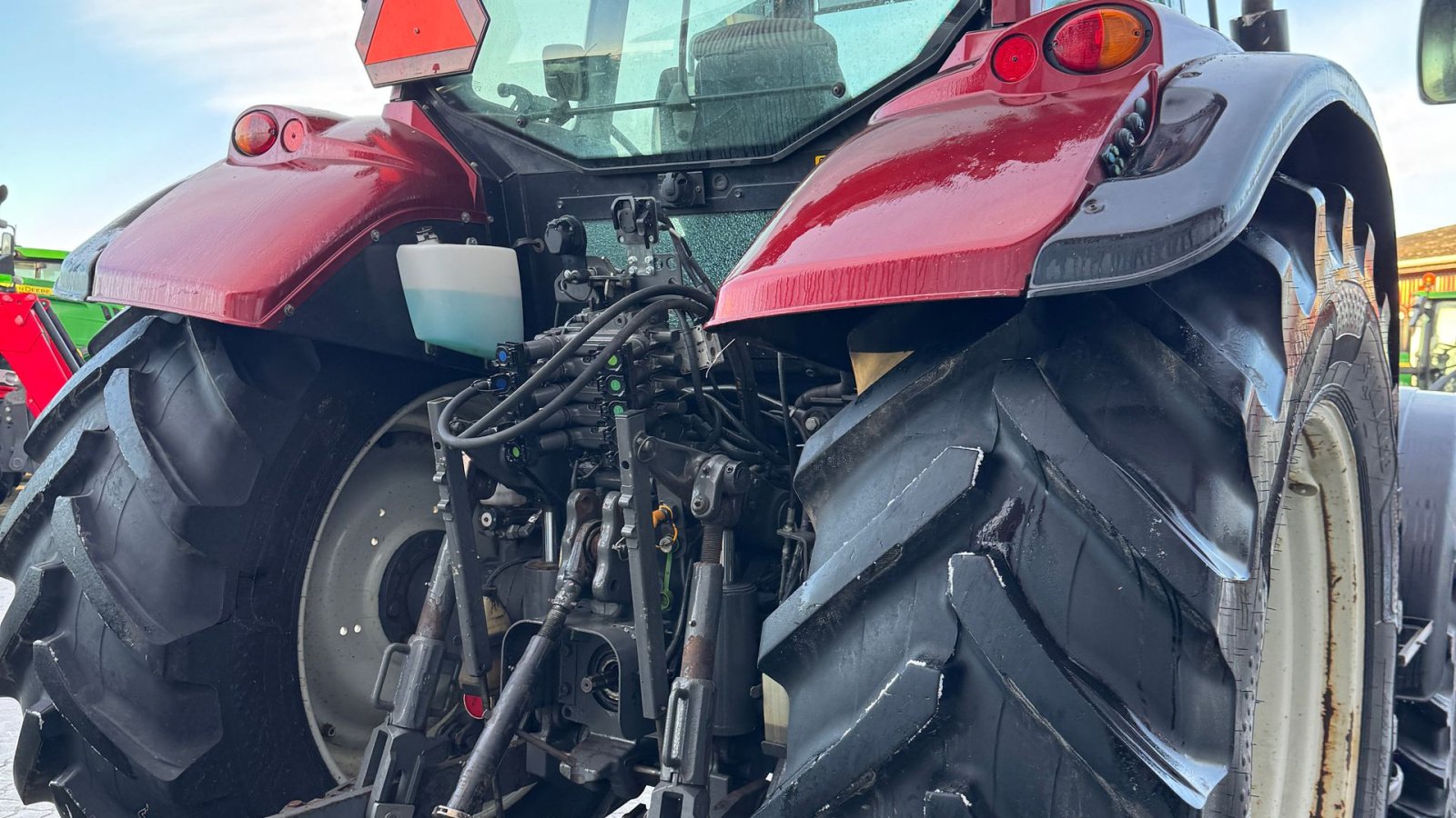 Traktor of the type Valtra T163 DIRECT KUN 5300 TIMER OG FRONT PTO!, Gebrauchtmaschine in Nørager (Picture 14)