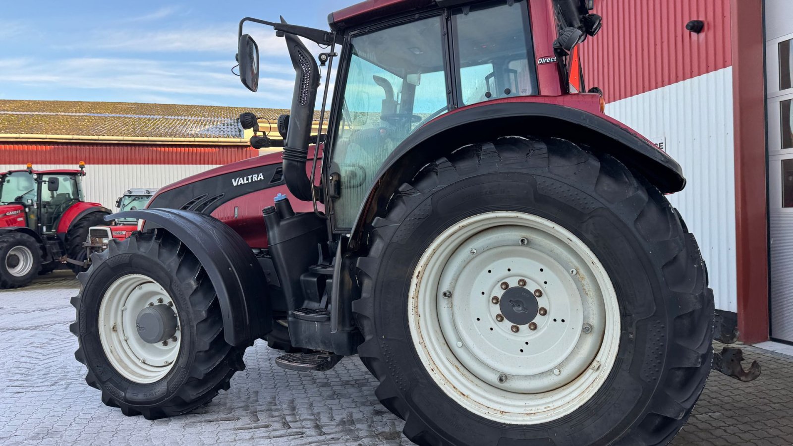 Traktor of the type Valtra T163 DIRECT KUN 5300 TIMER OG FRONT PTO!, Gebrauchtmaschine in Nørager (Picture 7)
