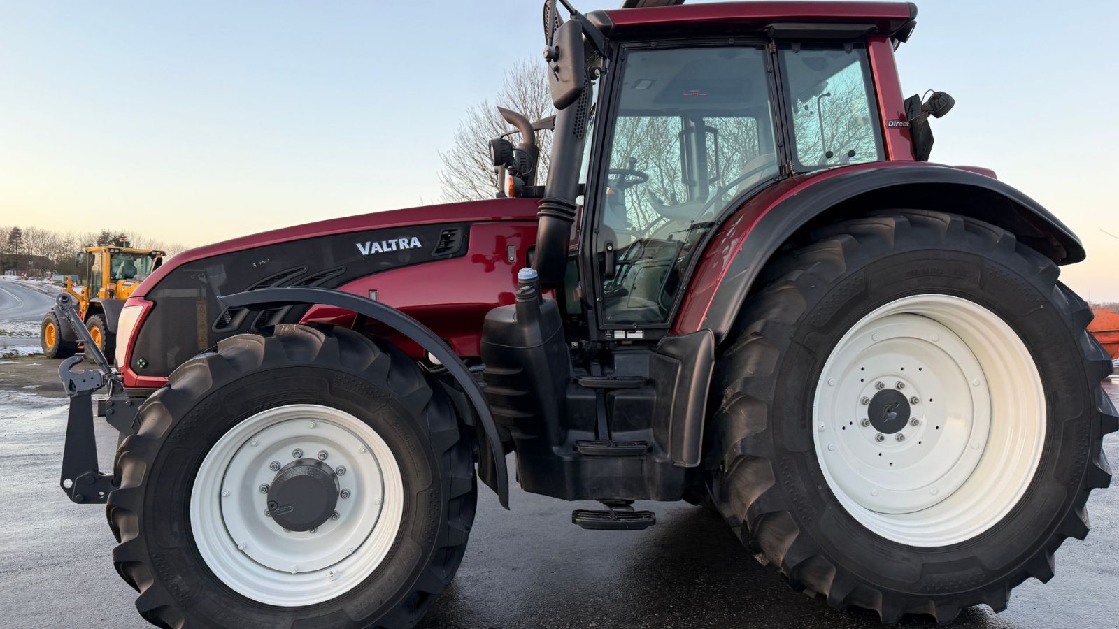 Traktor del tipo Valtra T163 DIRECT KUN 5300 TIMER OG FRONT PTO!, Gebrauchtmaschine In Nørager (Immagine 4)