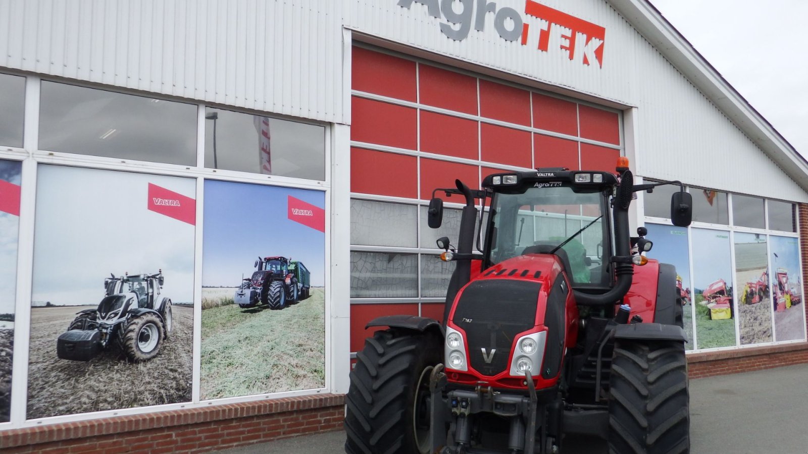 Traktor vrste Valtra T163 DIRECT, Gebrauchtmaschine v Hobro (Slika 2)