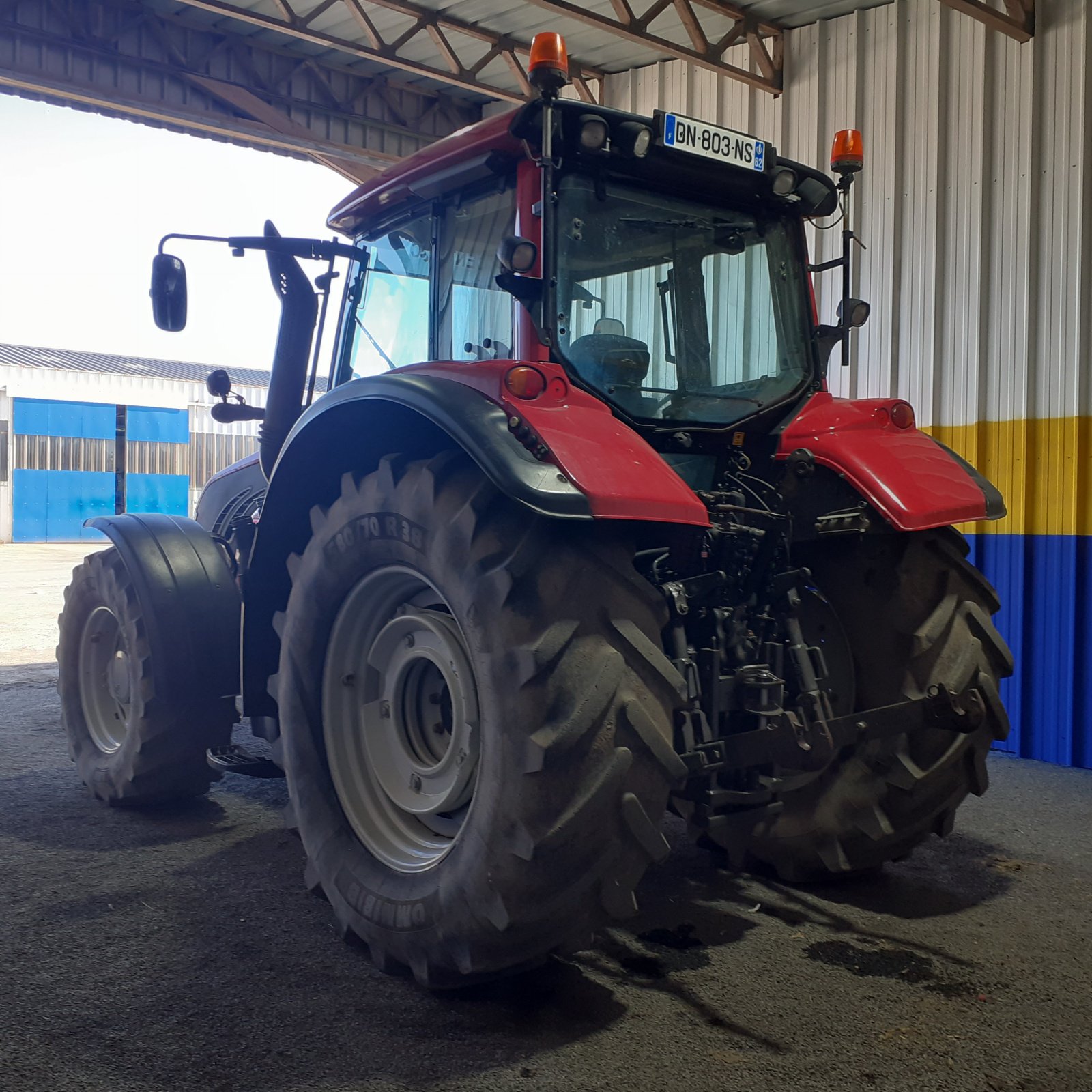 Traktor of the type Valtra T163, Gebrauchtmaschine in HERLIN LE SEC (Picture 5)
