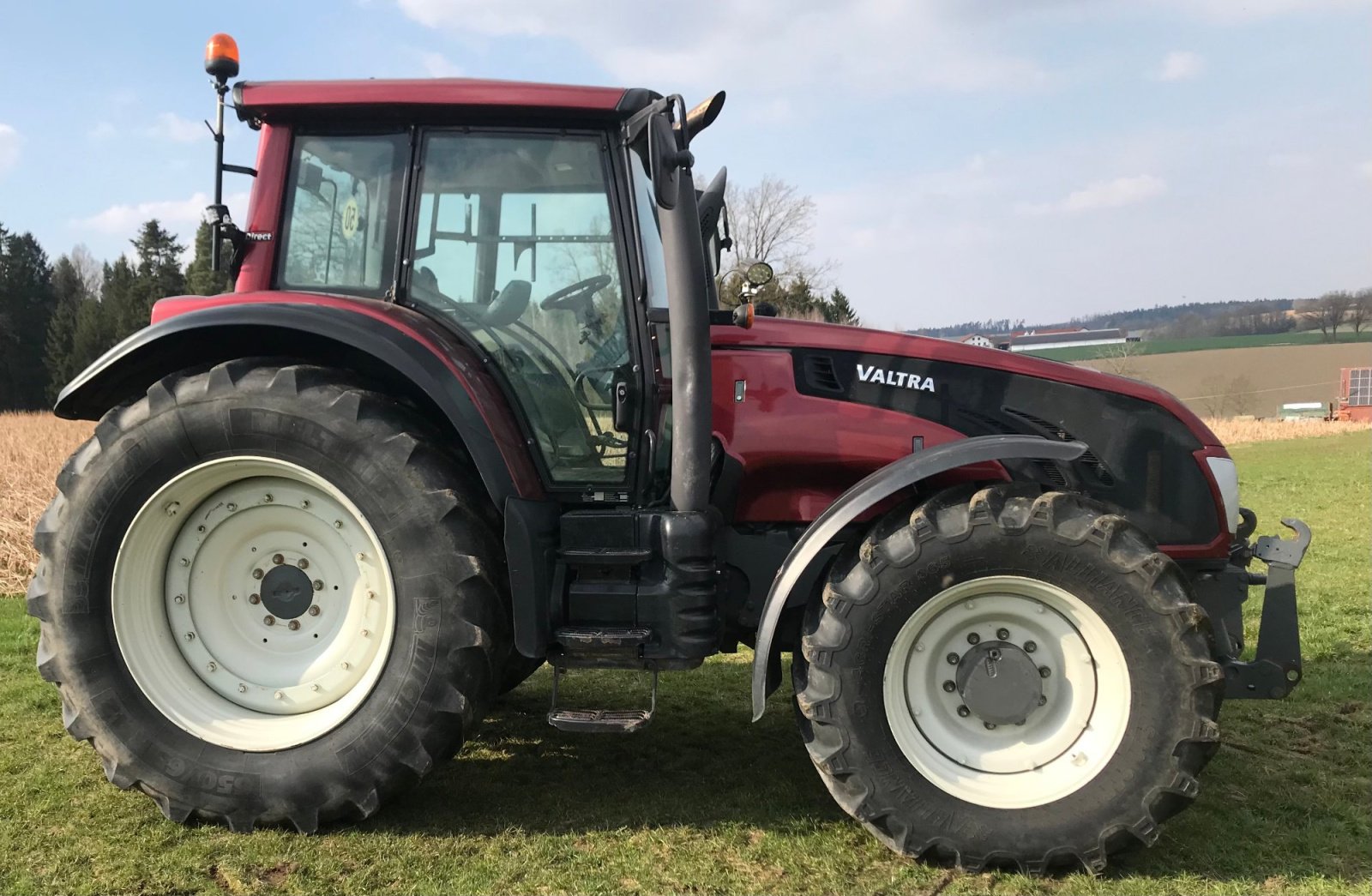 Traktor del tipo Valtra T163e D, Gebrauchtmaschine en Simbach (Imagen 1)