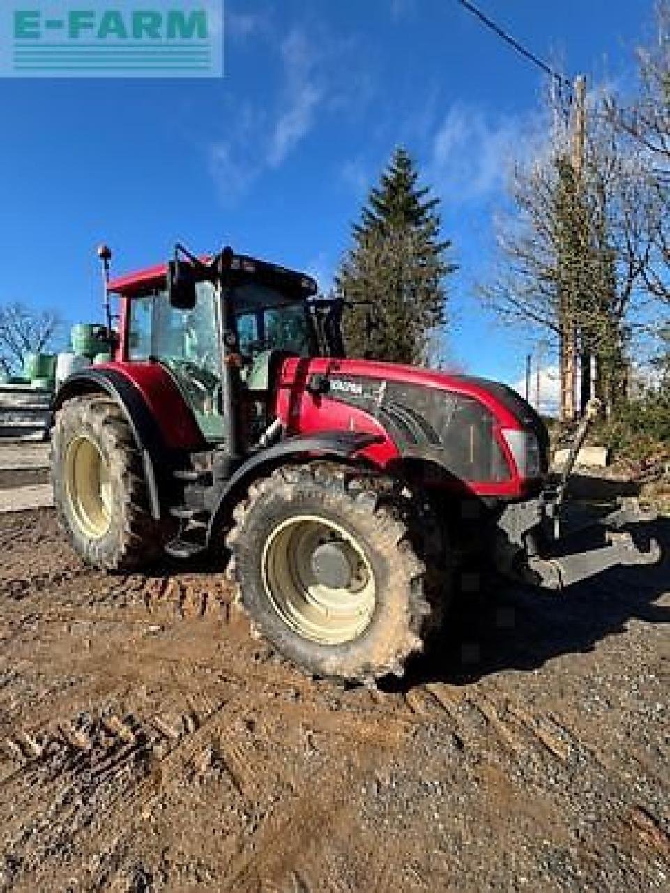 Traktor du type Valtra t163v, Gebrauchtmaschine en MONFERRAN (Photo 1)