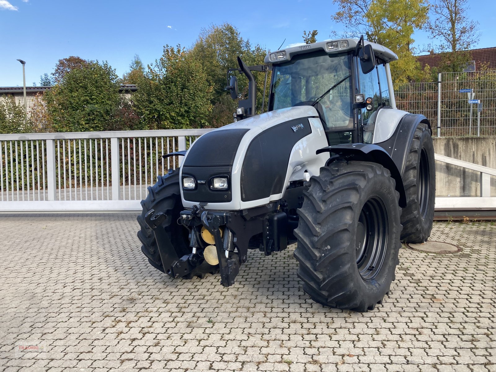 Traktor del tipo Valtra T170, Gebrauchtmaschine In Mainburg/Wambach (Immagine 3)