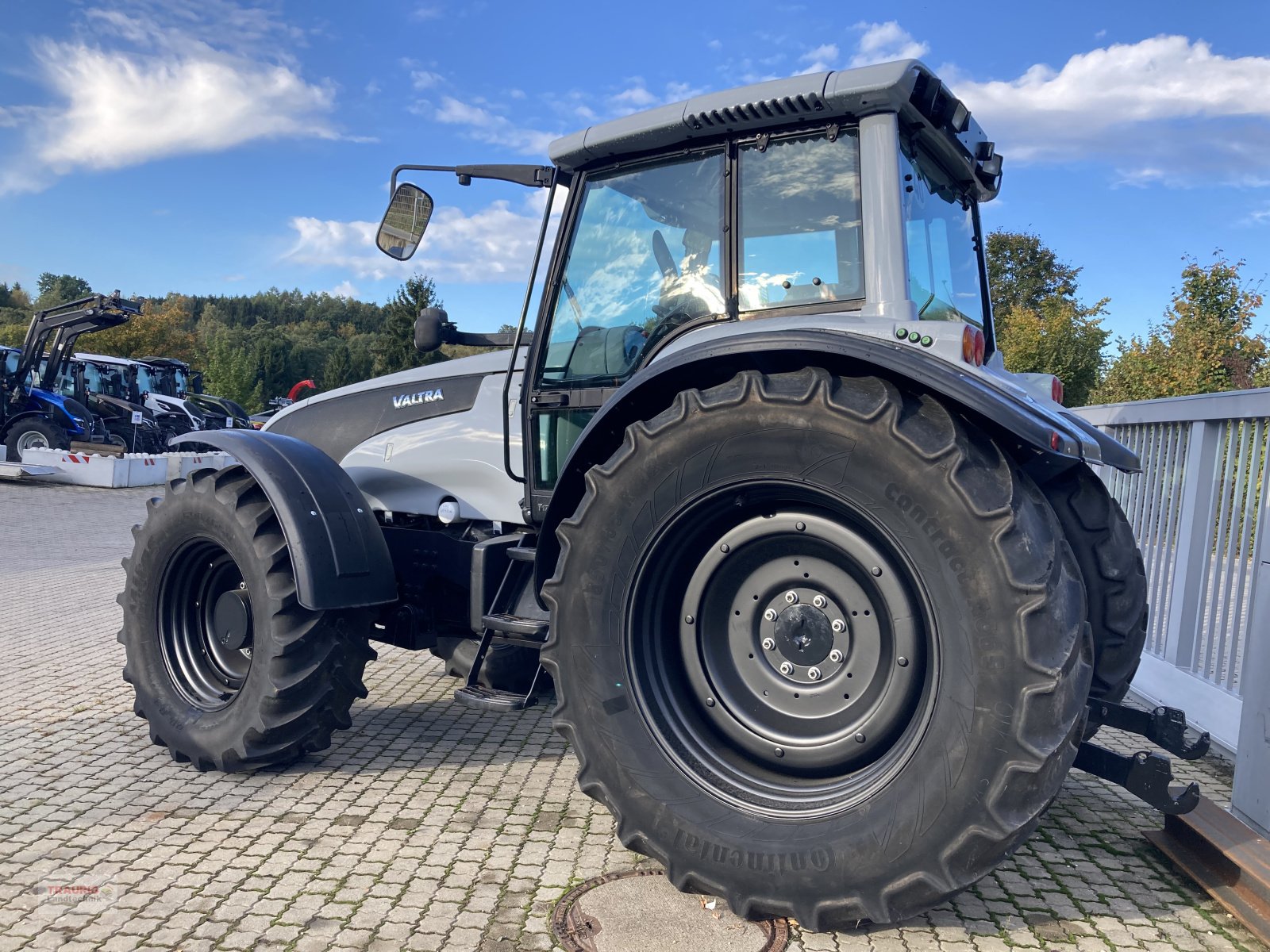 Traktor del tipo Valtra T170, Gebrauchtmaschine In Mainburg/Wambach (Immagine 16)