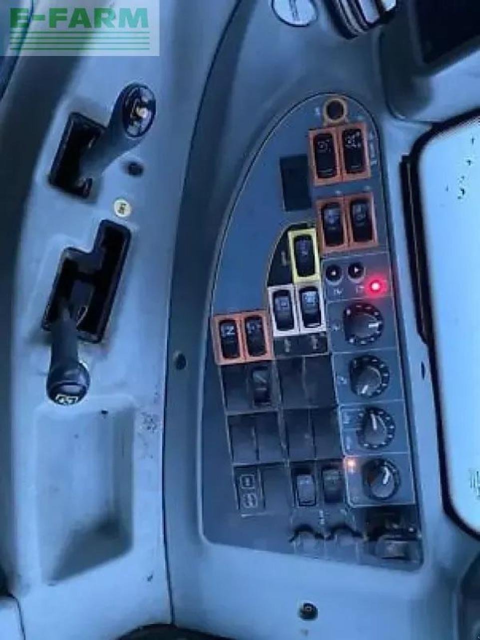 Traktor za tip Valtra t172 hitech, Gebrauchtmaschine u MARLENHEIM (Slika 11)