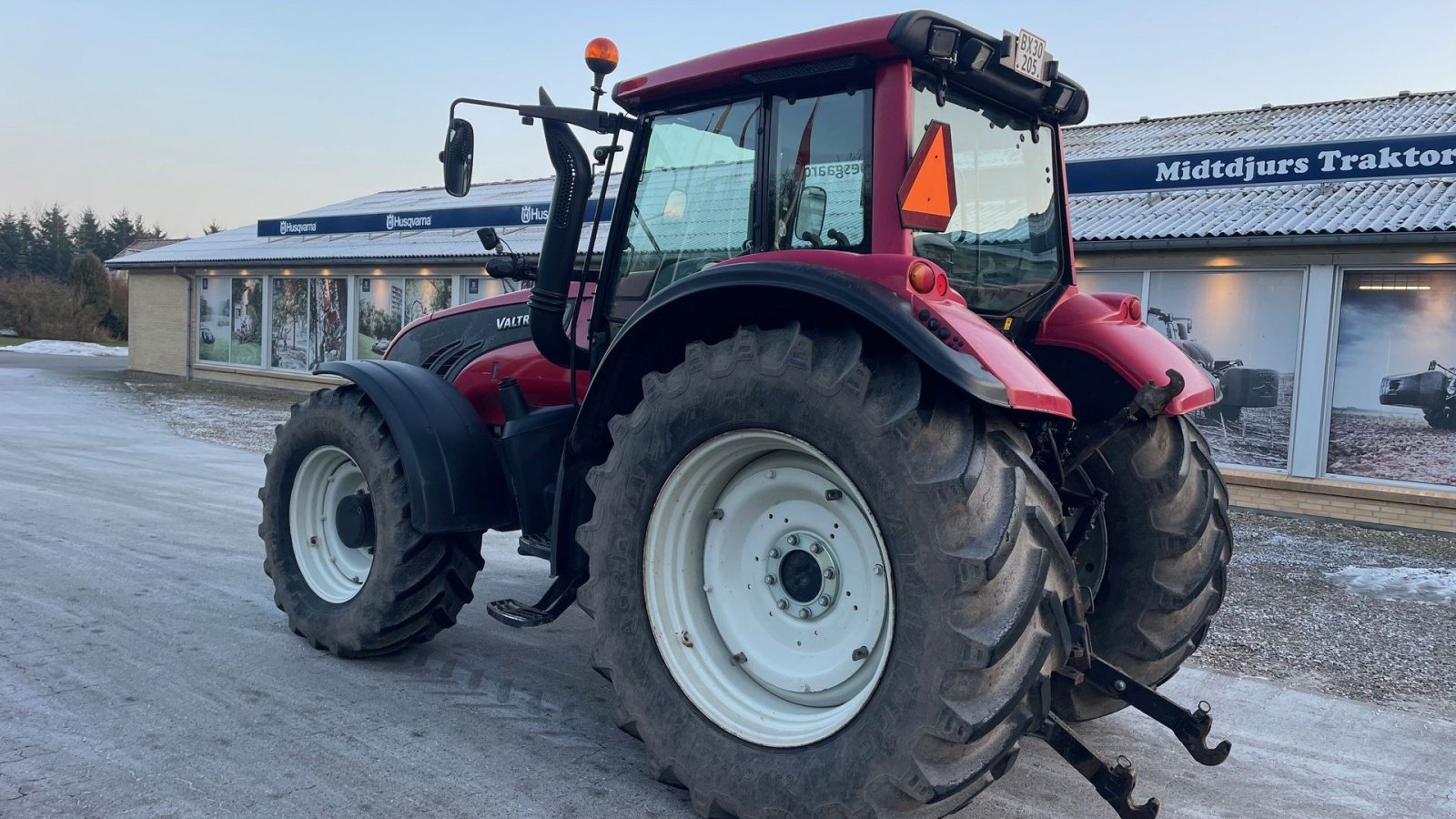 Traktor Türe ait Valtra T172 Versu, Gebrauchtmaschine içinde Nimtofte (resim 8)