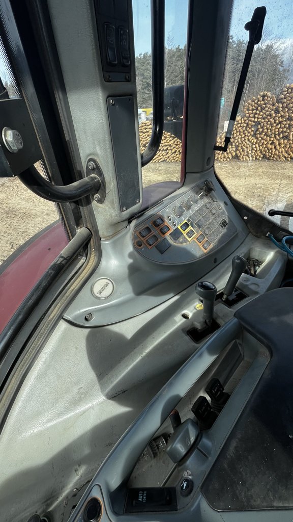 Traktor typu Valtra T172V, Gebrauchtmaschine v Calmont (Obrázek 7)