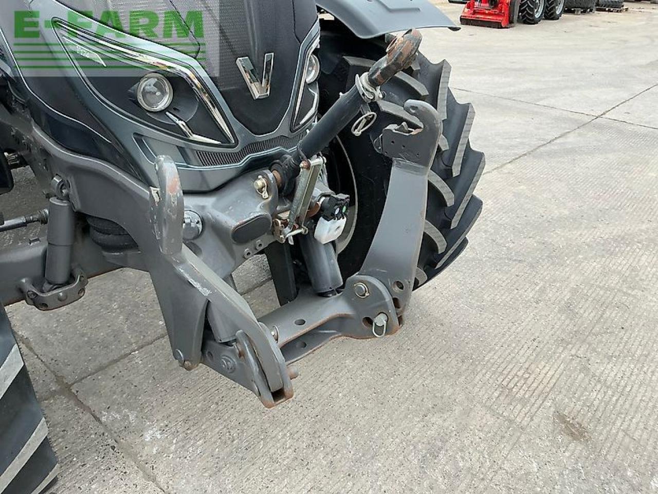Traktor Türe ait Valtra t174 active tractor (st26000), Gebrauchtmaschine içinde SHAFTESBURY (resim 14)