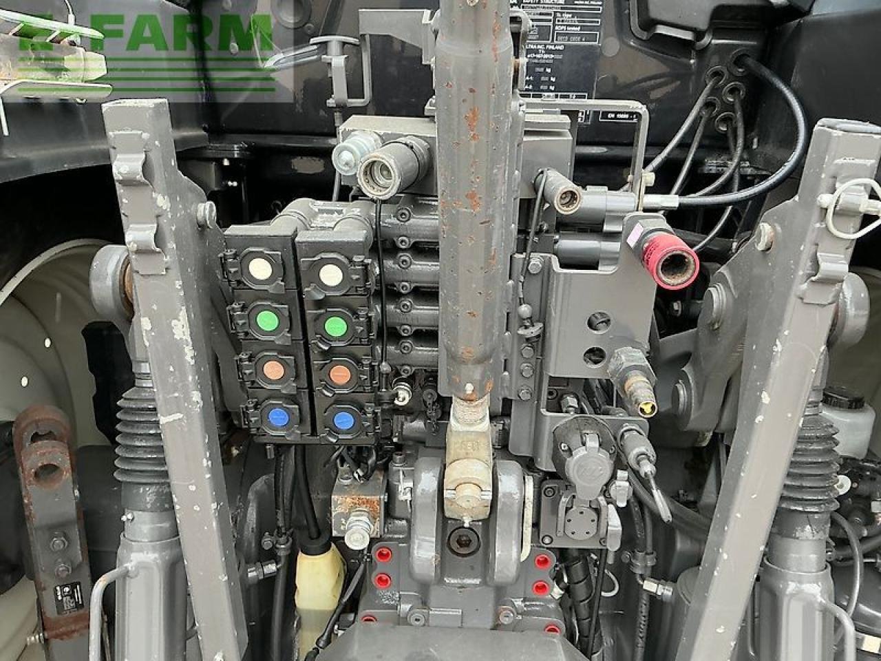 Traktor Türe ait Valtra t174 active tractor (st26000), Gebrauchtmaschine içinde SHAFTESBURY (resim 19)