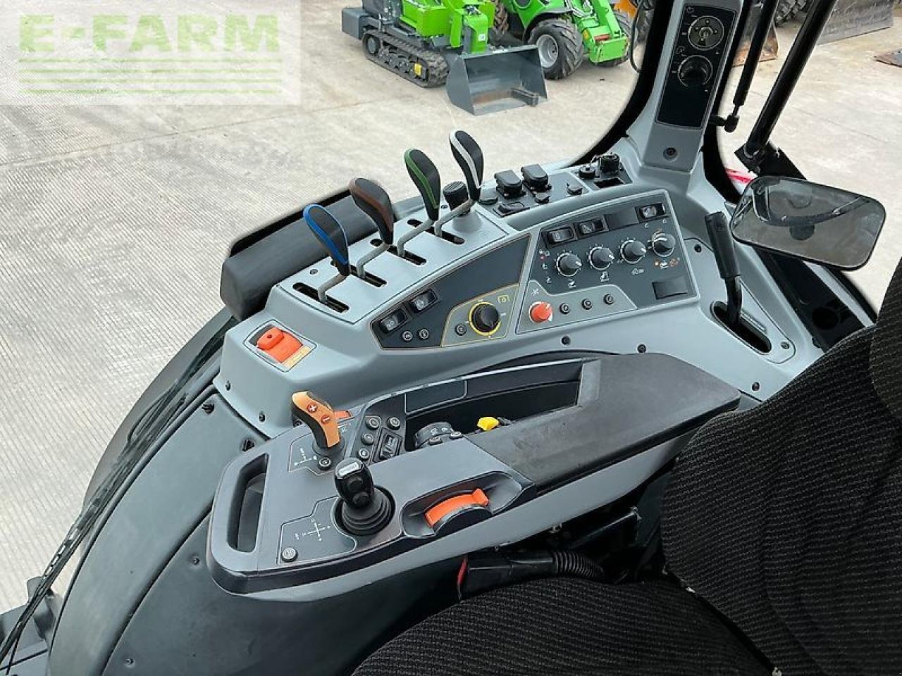 Traktor Türe ait Valtra t174 active tractor (st26000), Gebrauchtmaschine içinde SHAFTESBURY (resim 23)