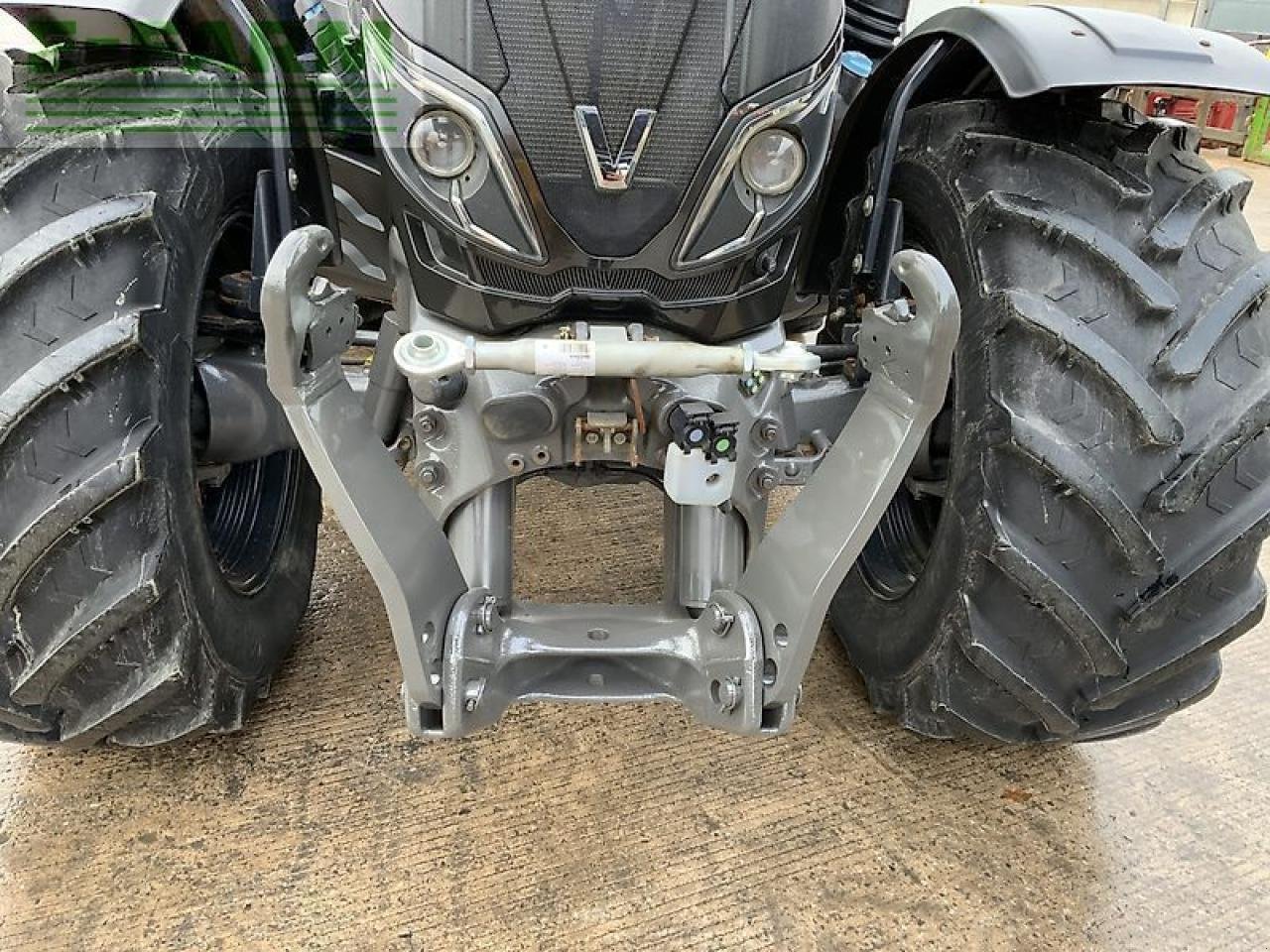 Traktor типа Valtra t174 active unlimited tractor (st25060), Gebrauchtmaschine в SHAFTESBURY (Фотография 16)