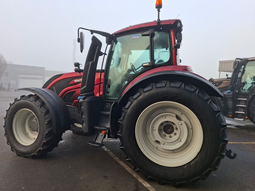 Traktor tipa Valtra T174 ACTIVE, Gebrauchtmaschine u PASSAIS LA CONCEPTION (Slika 1)