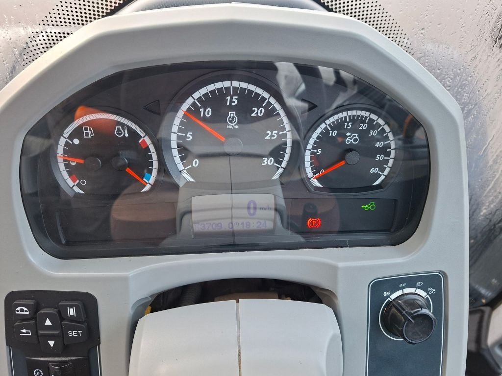 Traktor tipa Valtra T174 ACTIVE, Gebrauchtmaschine u PASSAIS LA CONCEPTION (Slika 6)