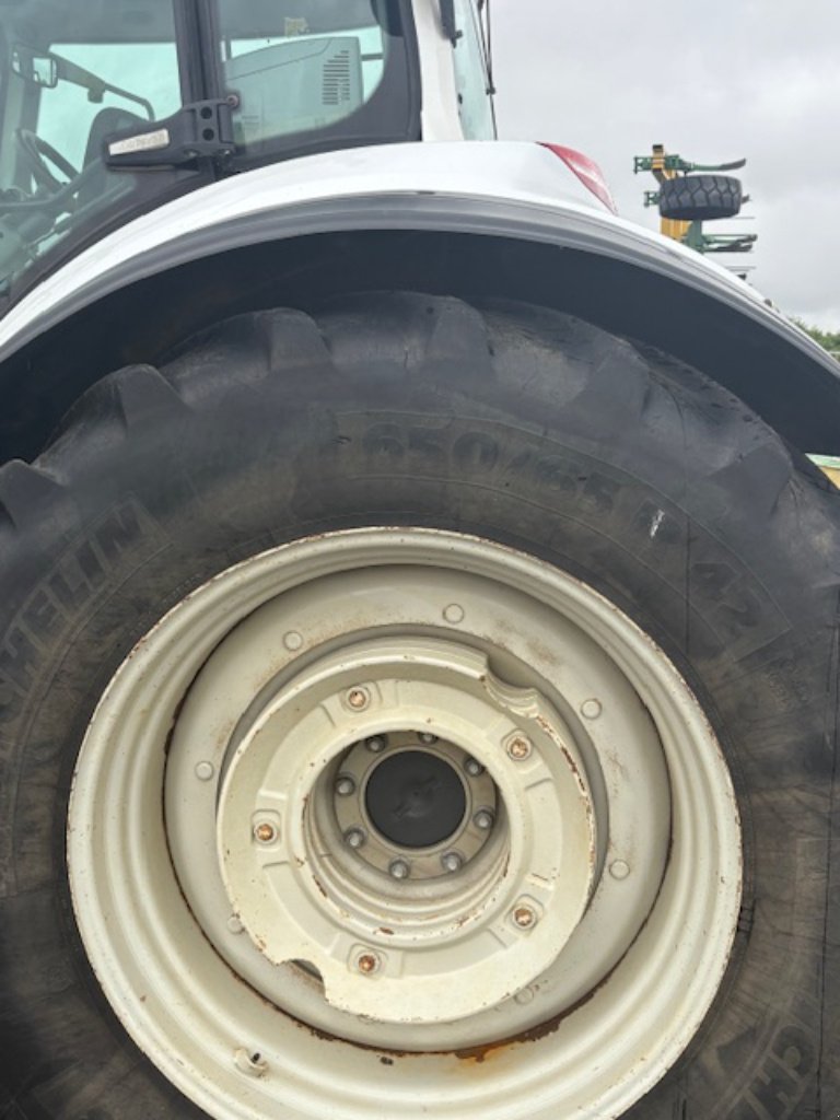 Traktor типа Valtra T174 active, Gebrauchtmaschine в Neufchâtel-en-Bray (Фотография 8)